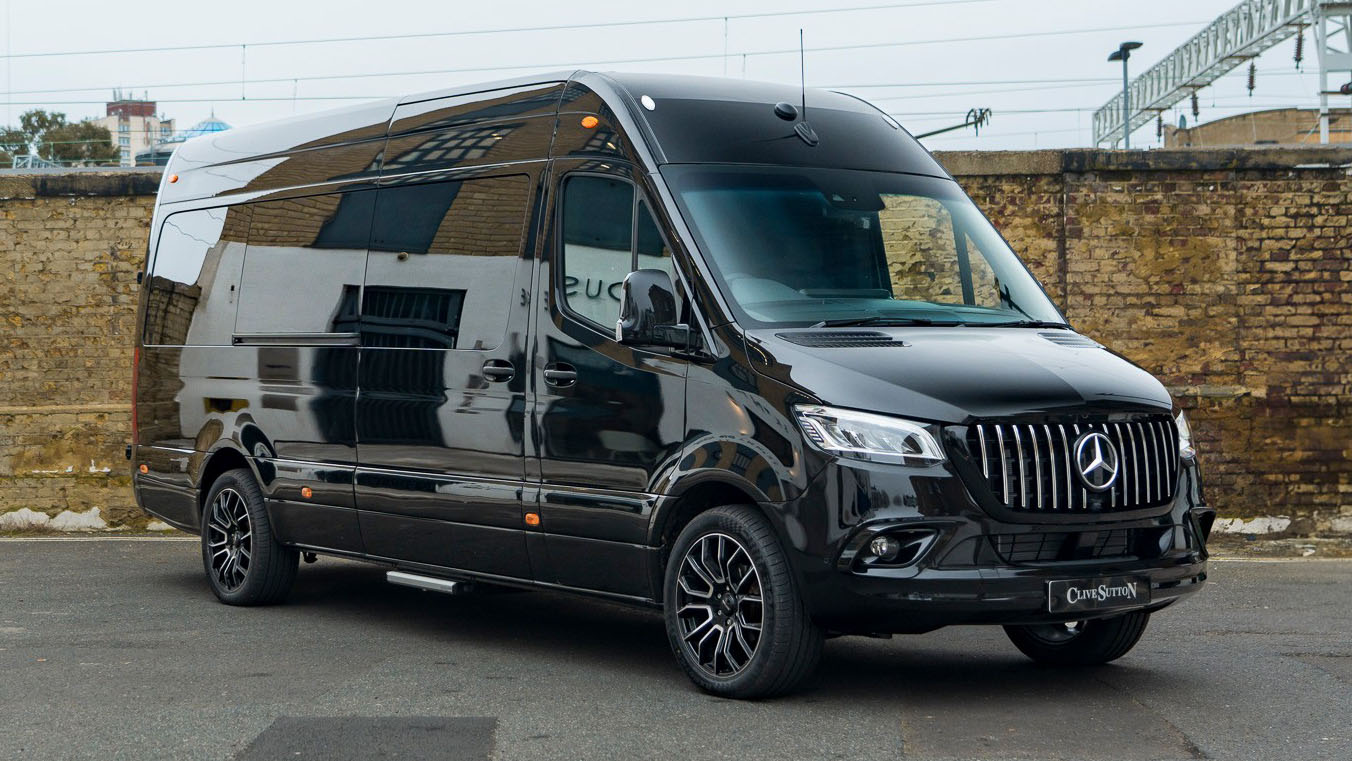 Mercedes Sprinter (Luxury Minibus)